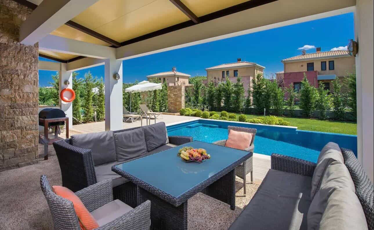 Modern and Comfortable Villa Sunny Beach