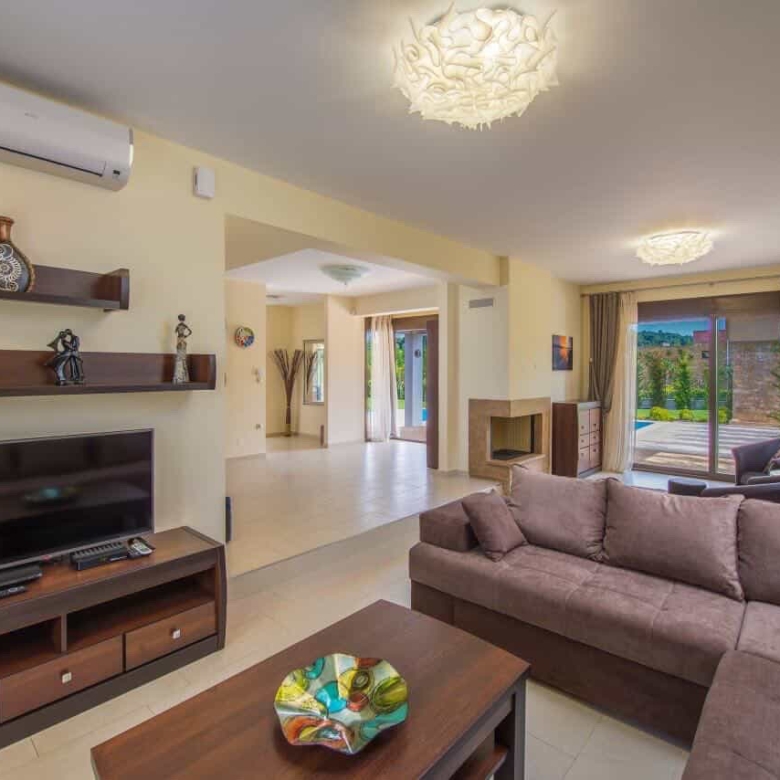 Modern and Comfortable Villa Sunny Beach